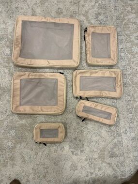 Quince Beige Travel Packing Cube Set - Mesh Window Organizer